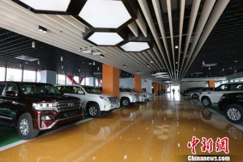 四川首个自贸区平行进口车交易展示中心投入试运营